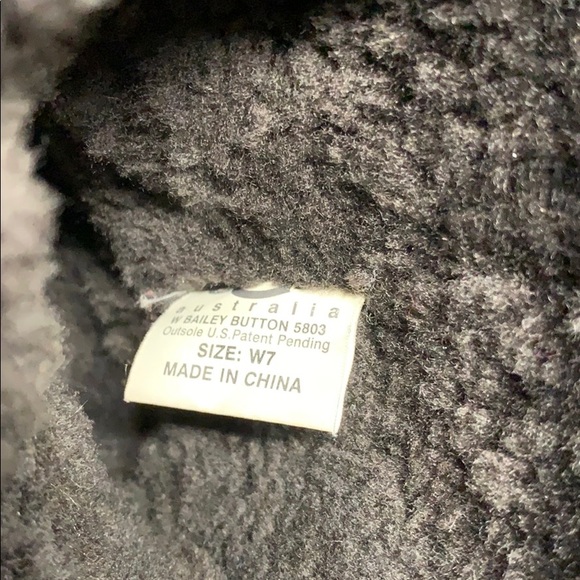 UGG Bailey Button Boots - Picture 7 of 8